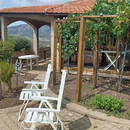 La Casa Nella Natura Villa Perfugas Esterno foto